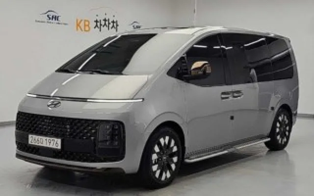 스타리아 중고차 스타리아 2WD 디젤 라운지 인스퍼레이션 매물 사진 12 - 2023/06 1,590km