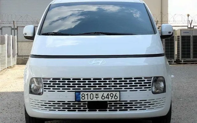 스타리아 중고차 스타리아 하이브리드 HEV 1.6 카고 3인승 매물 사진 2 - 2025/02 6,567km
